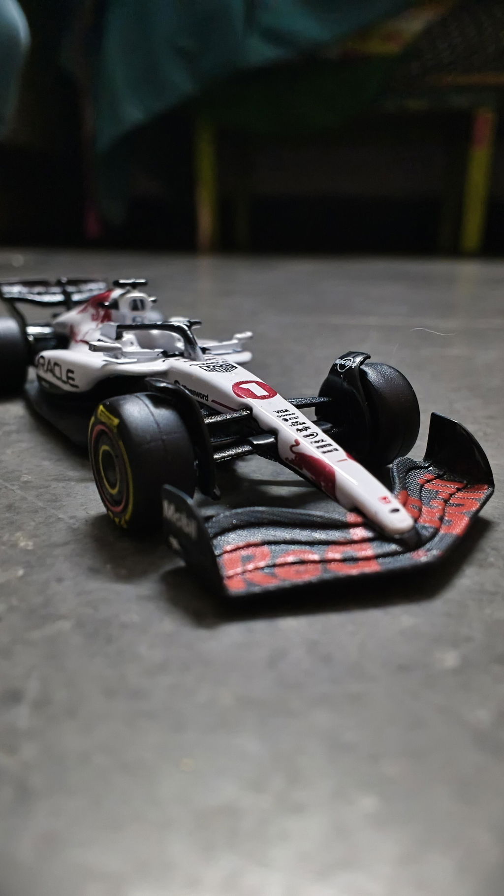Max Verstappen #1 - RedBull Racing RB21 Japan Spl Livery | 1:64 Scale model