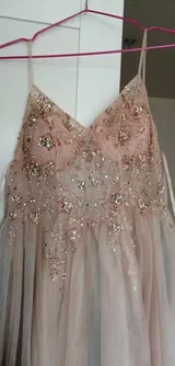 Lucy Evans review photo