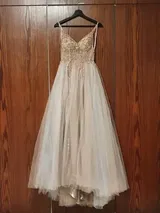 Leah Matthews review photo