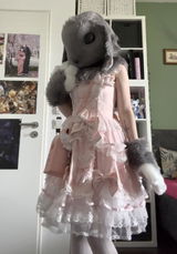 R.H. review photo