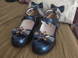 L. review photo