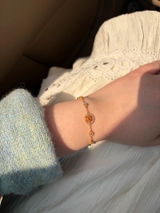 Hannah Elizabeth review photo