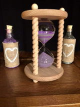 Heirloom Hourglass
