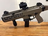 Julian R. review photo
