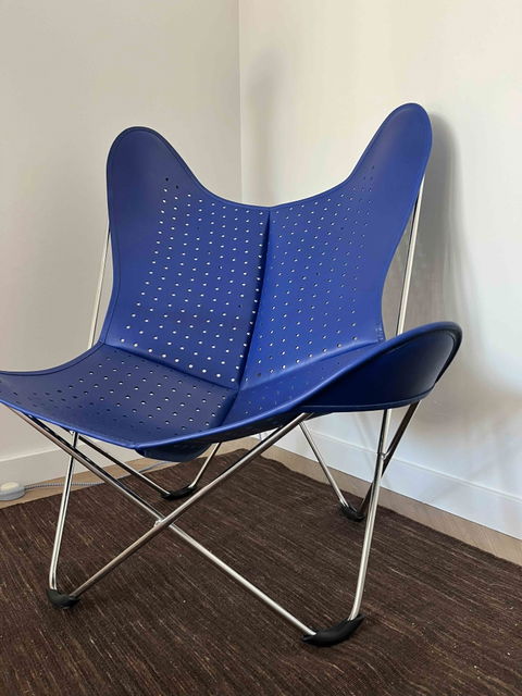 Fauteuil AA Butterfly© - Cuir bleu  - Structure inox