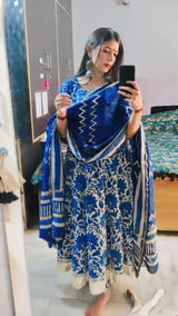 Neha Mathuria review photo