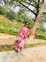 Nidhi Neanam review photo