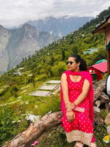 Juhi review photo