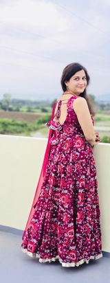 Anuradha Yadav review photo