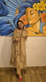 Anusha review photo