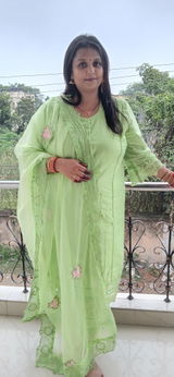 Khushbu singh review photo