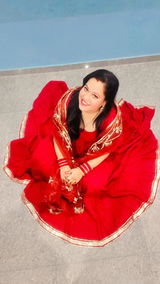 Aruna Singh review photo