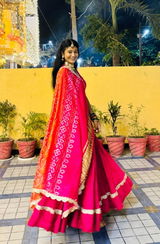 Ayushi Parihar review photo