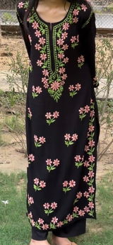 Shikha review photo
