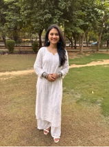 Riya Joshi review photo