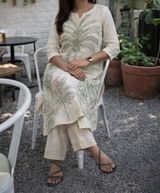 Nisha Kapoor review photo