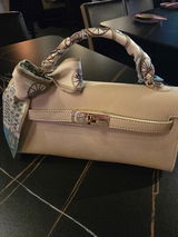 Leoni Provoost review photo