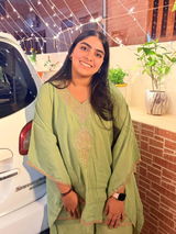 Manishikha Choudhary review photo