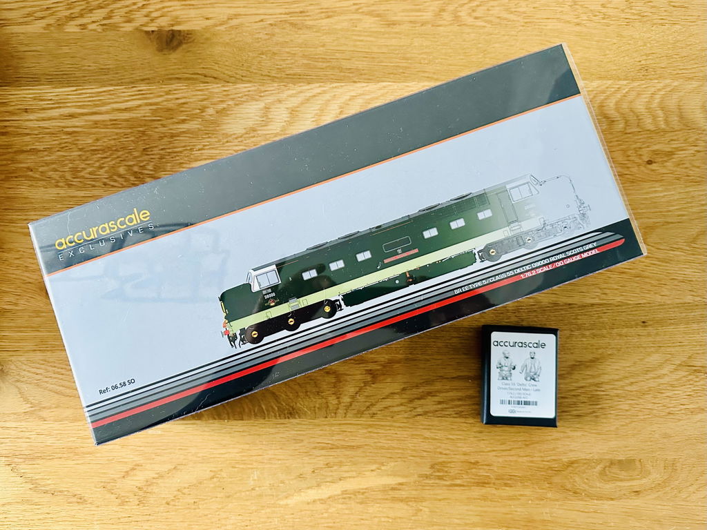 D9000 - BR Green w/cantrail (VXC) - DCC Sound Fitted