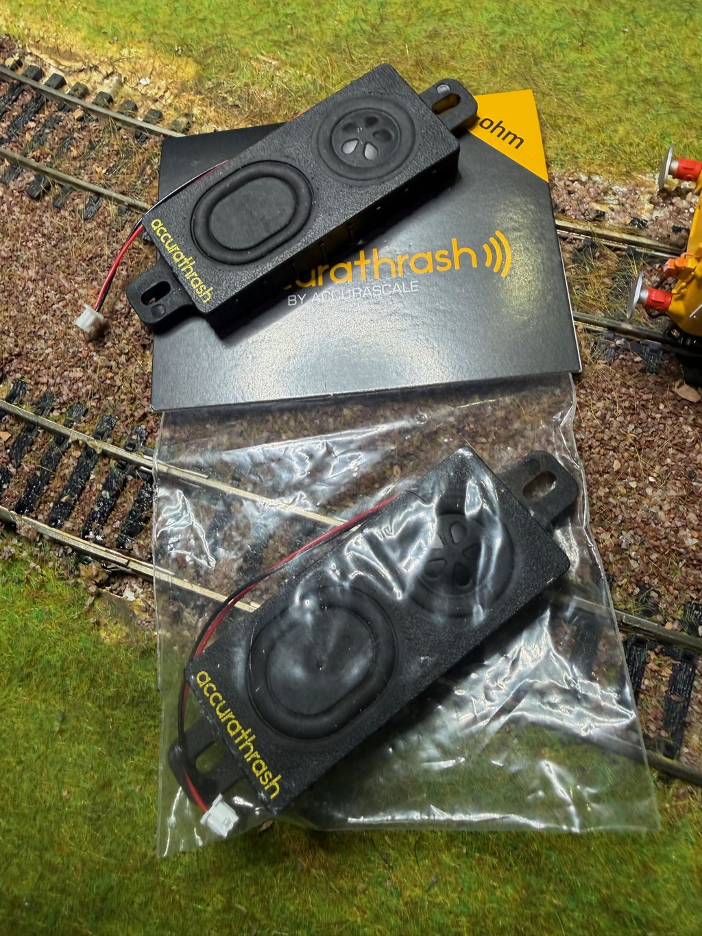 Accurathrash DCC Sound Speaker - 8 Ohm (Pack of 1)