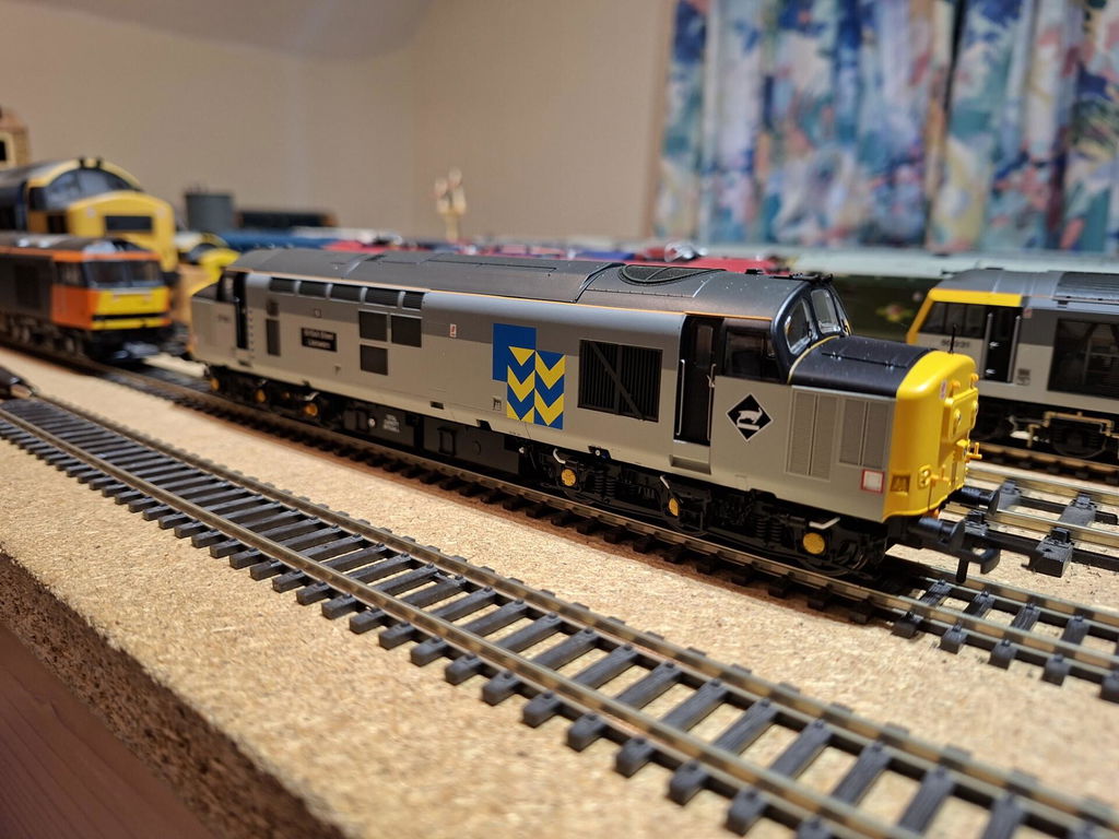 Class 37 - RF Metals - 37902 - DCC Sound Fitted
