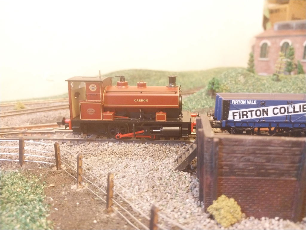 Andrew Barclay 0-4-0ST 14" 'Carbon' in NCB lined maroon