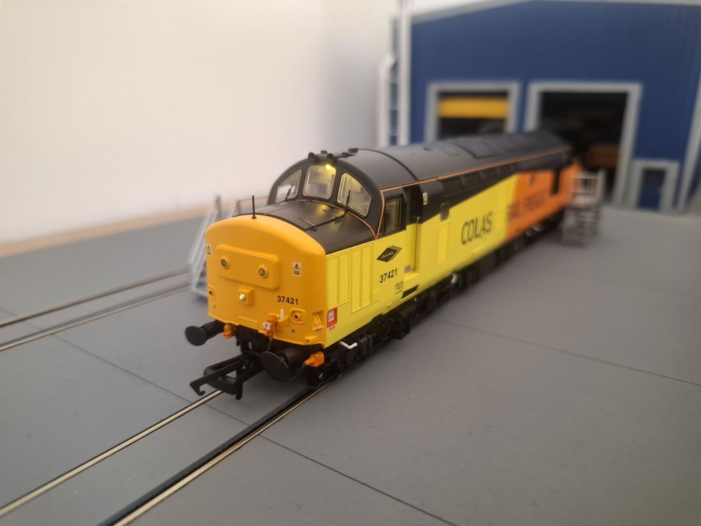 Class 37 - Colas - 37421 - DCC Sound Fitted