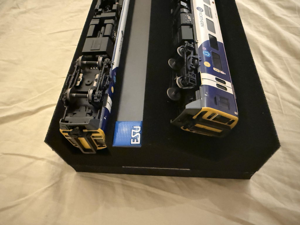ESU 41010 Loco Cradle
