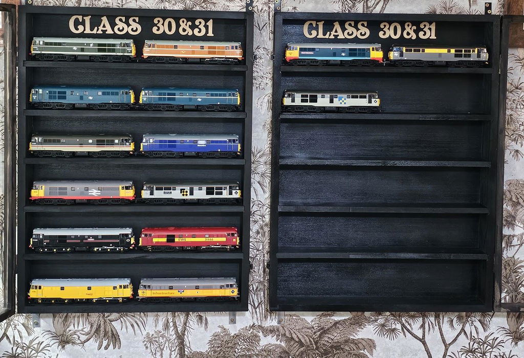 Class 31 - 31271 Railfreight Construction
