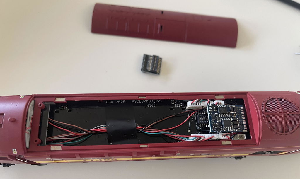 Class 37 Lokpilot DCC Decoder-V2