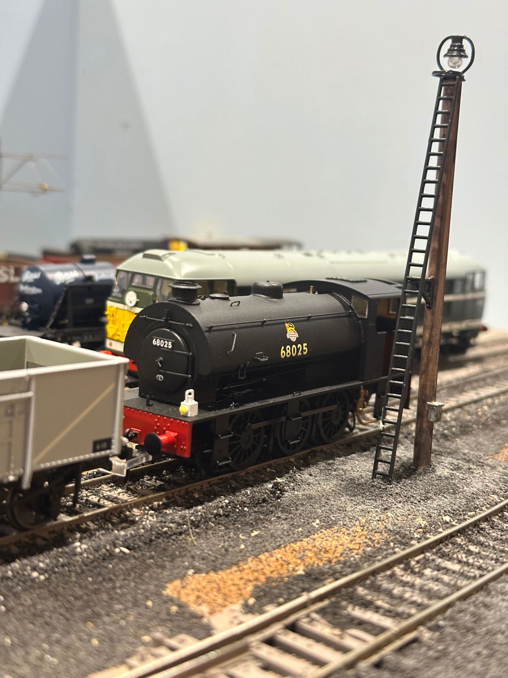 BR Early Emblem - HC1775 - 68025 - DCC Sound