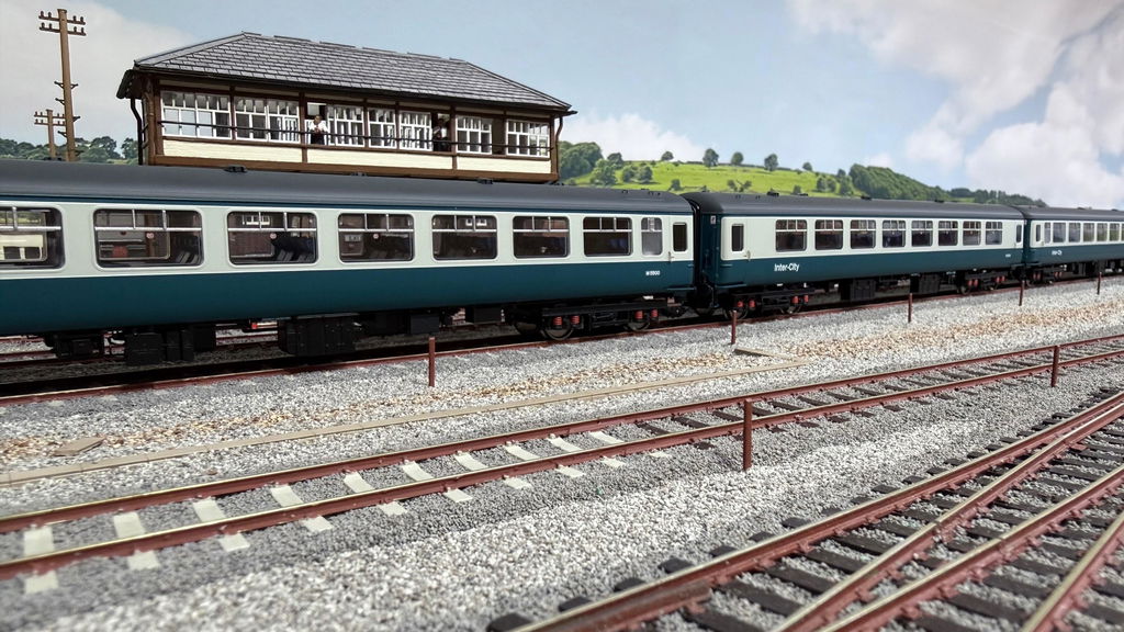 BR Mk.2c (large toilet window) TSO M5500 Blue/Grey w/InterCity