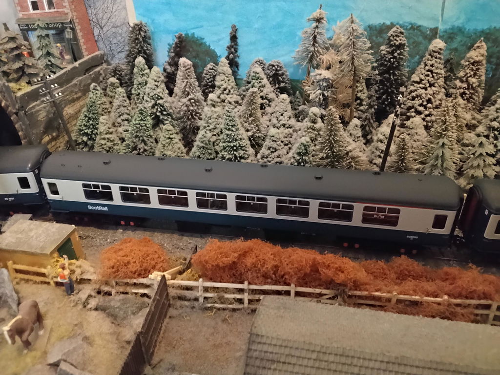 BR Mk.2c (large toilet window) TSO(T) SC6518 Blue/Grey w/ScotRail