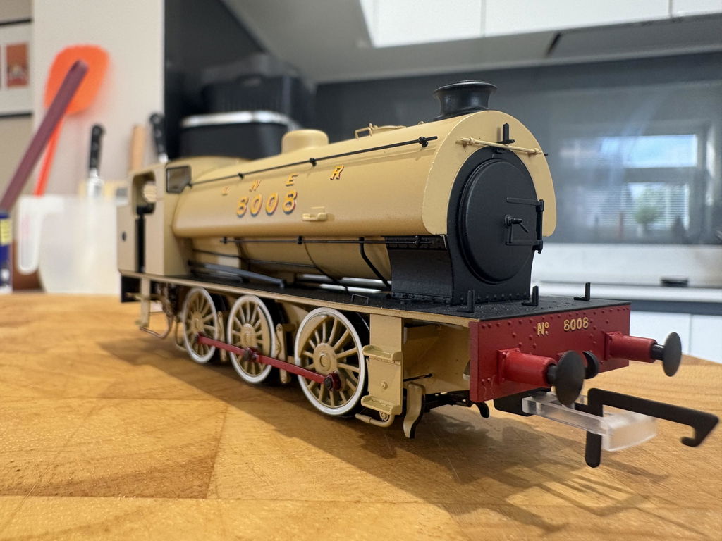 LNER - HE3151 - 8008