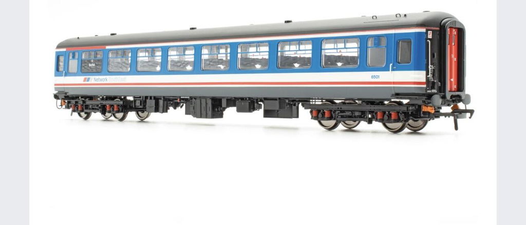 BR Mk.2c (large toilet window) TSO(T) 6501 Network SouthEast