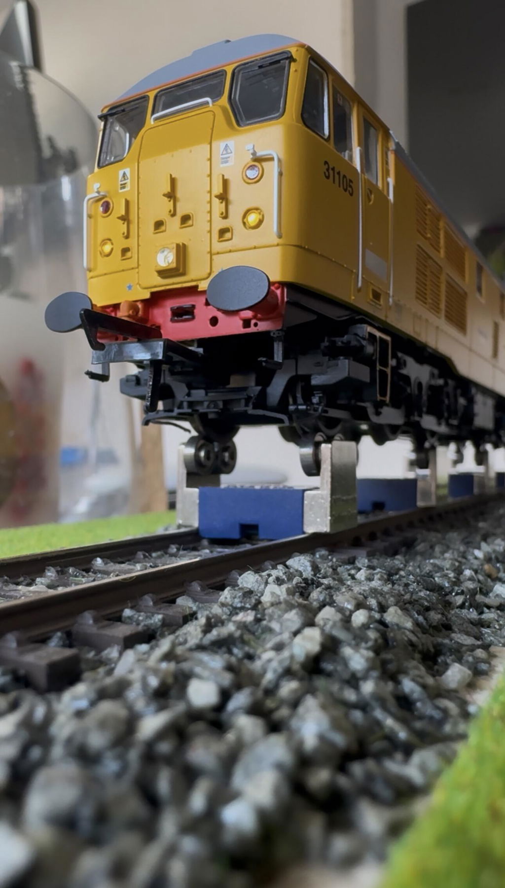 31105 - Network Rail Yellow - DCC Sound Fitted