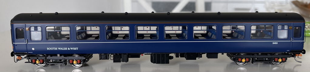 BR Mk.2b TSO 5453 South Wales & West blue