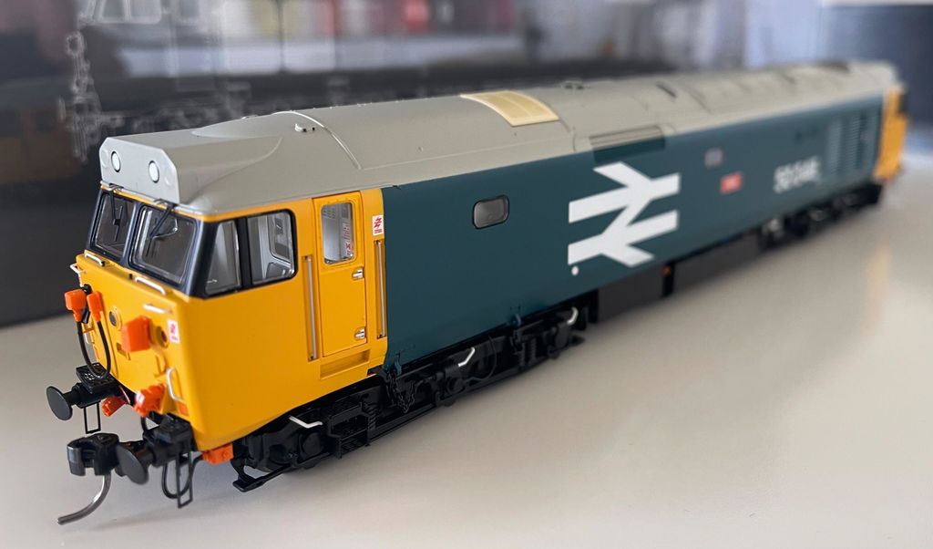 Class 50 - Large Logo w/grey roof - 50046 'Ajax' - DCC Sound