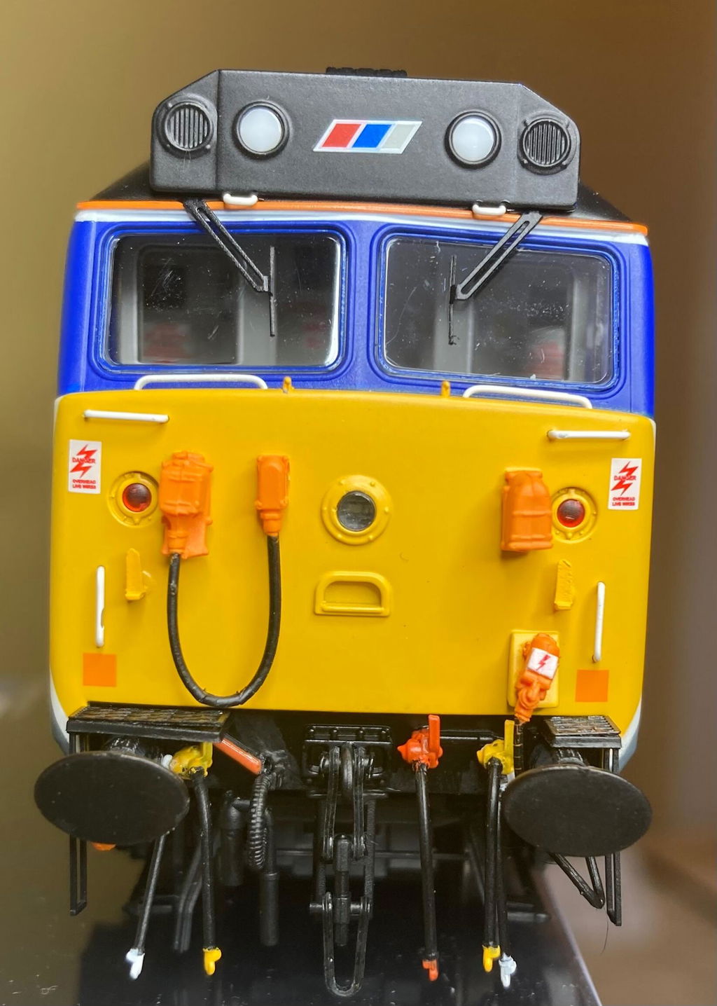 Class 50 - Revised NSE (dark blue w/WofE branding) - 50029 'Renown'