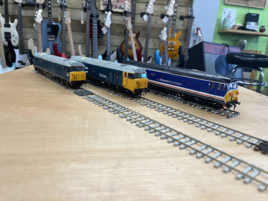 Class 50 - Large Logo w/grey roof - 50046 'Ajax'