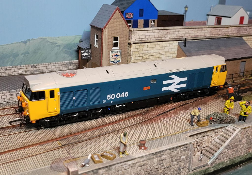 Class 50 - Large Logo w/grey roof - 50046 'Ajax' - DCC Sound