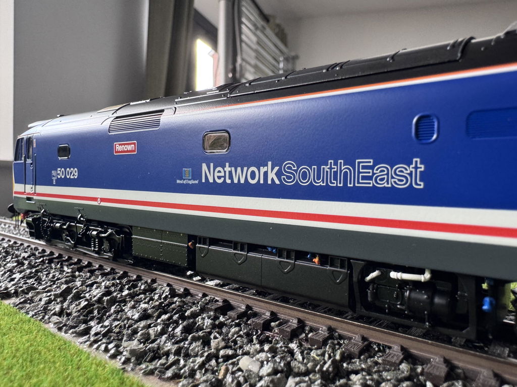 Class 50 - Revised NSE (dark blue w/WofE branding) - 50029 'Renown'