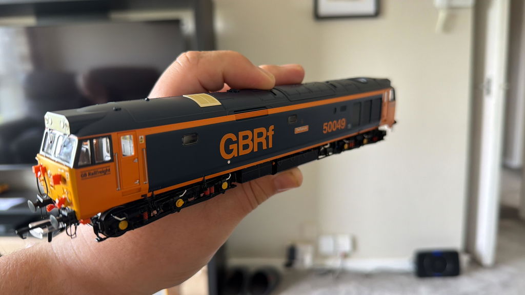 Class 50 - GB Railfreight - 50049 'Defiance' - DCC Sound