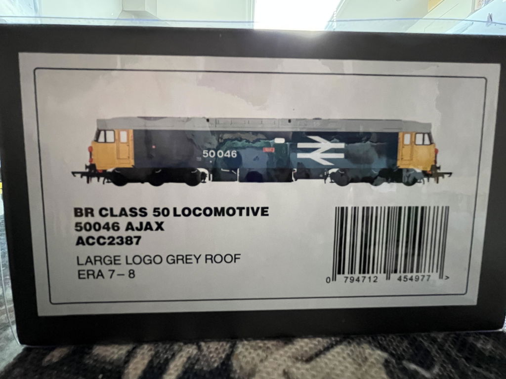 Class 50 - Large Logo w/grey roof - 50046 'Ajax'