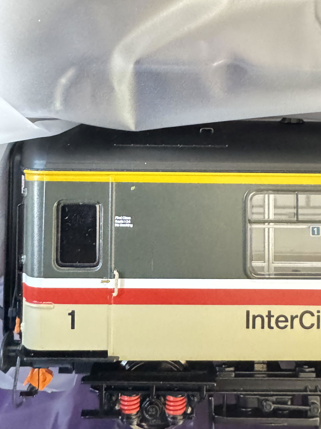BR Mk.2c (large toilet window) BFK IC17117C InterCity Executive