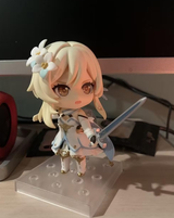 M. review photo