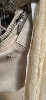 Mia Fine review photo