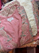 Tasneem review photo