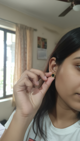 Sanya Shah review photo