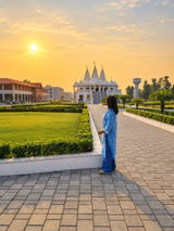 Nisha Yadav review photo